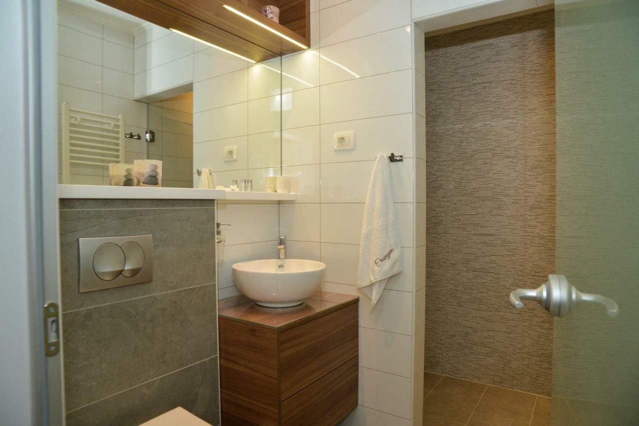 Guest House Crisogono Zadar Buitenkant foto